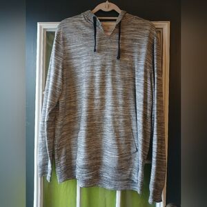 Women's Lightweight Hoodie Pullover.  SZ L